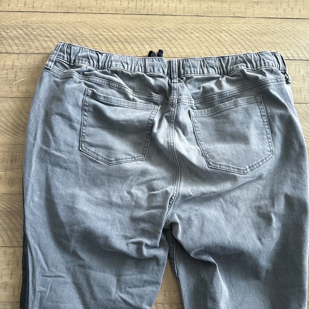 Gray Torrid Drawstring Tuxedo Stripe Plus Size 2x… - image 4